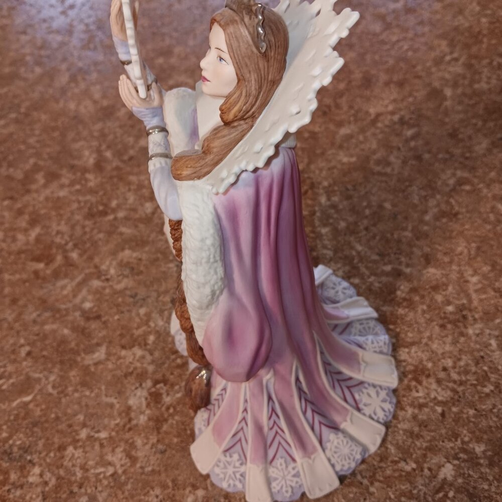 Lenox Legendary Princesses Collection 1987 The Snow Queen Porcelain Figurine - Picture 2 of 5